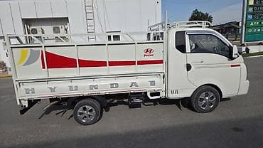 срочно продаю нужны деньги: Hyundai Porter: 2017 г., 2.5 л, Автомат, Дизель, Универсал — 5