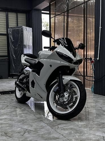 кызыл кия кыз: Yamaha YZF R6 2004 год Цвет Белый жемчуг Для большей информации — 4