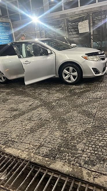 Унаа сатуу: Toyota Camry: 2012 г., 2.5 л, Автомат, Бензин, Седан — 3
