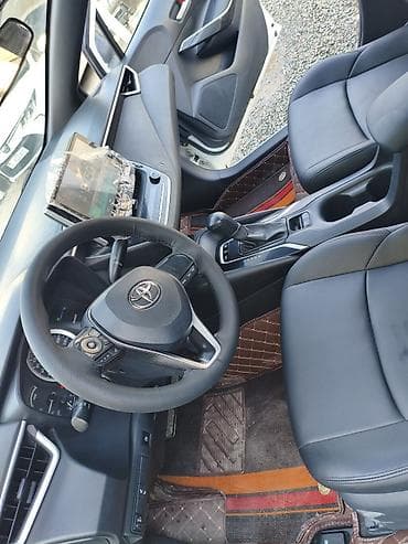 byd e2 2023: Toyota Levin: 2021 г., 1.8 л, Вариатор, Гибрид, Седан — 7