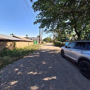 сокулук даром: В самом центре Сокулука СРОЧНО продается дом. 8- соток, в доме — 2