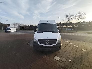 Легкий грузовик, Mercedes-Benz — 3