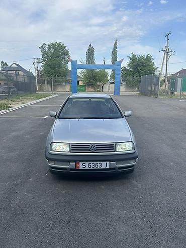 электронные скутера: Volkswagen Vento: 1993 г., 1.8 л, Автомат, Бензин, Седан — 1