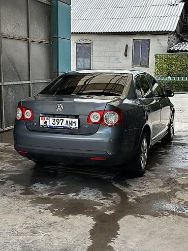 только обмен авто: Volkswagen Jetta: 2008 г., 1.6 л, Автомат, Бензин, Седан — 2