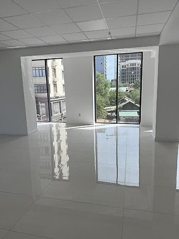 сдаю кобинет: Аренда офисов, 92 м², В бизнес центре, С системой безопасности — 4