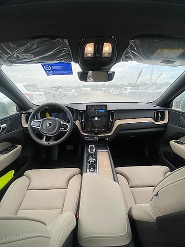 Volvo: Volvo XC60: 2026 г., 2 л, Автомат, Гибрид, Кроссовер — 5