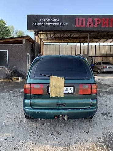 Volkswagen Sharan: 1996 г., 2 л, Механика, Бензин, Минивэн