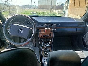 мерс 100: Mercedes-Benz W124: 1990 г., 2.3 л, Механика, Седан — 6