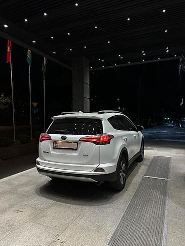 toyota 4runner 2016: Toyota RAV4: 2016 г., Автомат, Бензин, Кроссовер — 2