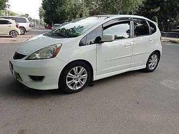 авто в кыргызстане цена: Honda Fit: 2011 г., 1.5 л, Автомат, Бензин — 5