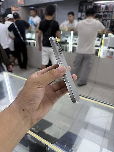 Техника и электроника: IPhone 16 Pro, Б/у, Natural Titanium, Защитное стекло, Чехол, 89 % — 3