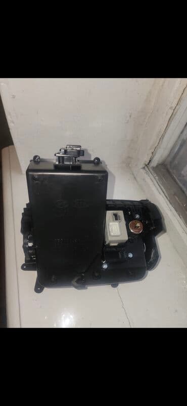 мерс 211 бишкек: Центральная консоль Hyundai 2018 г., Новый, Оригинал — 4