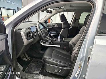 wuling mini ev: Электрический кроссовер (5 дверей, 5 мест) в светло‑сером цвете с — 6