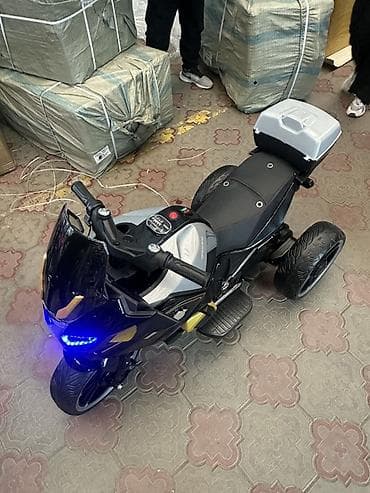 на пульте управления: Детский электрокар — 2