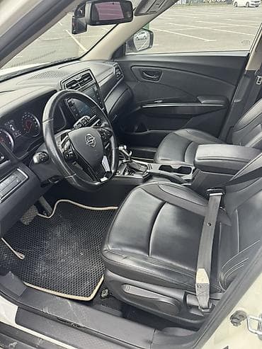 geely emgrand ev450: Ssangyong Tivoli: 2020 г., 1.6 л, Автомат, Бензин, Кроссовер — 7
