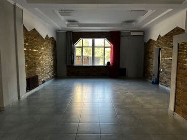 чистый дом: Продаю Офис 118 м², С ремонтом, Без мебели, Многоэтажное здание, 1 этаж — 5