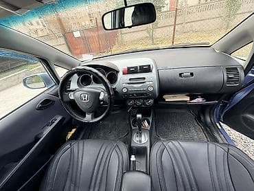 magi: Honda Jazz: 2002 г., Автомат, Бензин, Хэтчбэк — 5