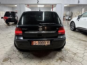 Продажа авто: Volkswagen Golf: 2003 г., 1.6 л, Механика, Бензин, Хэтчбэк — 8