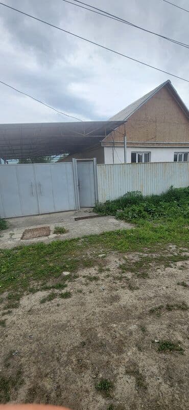дом в горах: Дом, 100 м², 3 комнаты, Собственник, Старый ремонт — 1
