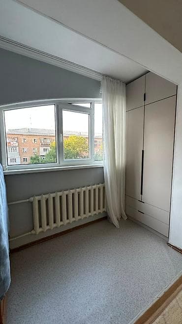Недвижимость: 2 комнаты, 60 м², 105 серия, 5 мкр 105 серия, 4 этаж, Евроремонт — 10