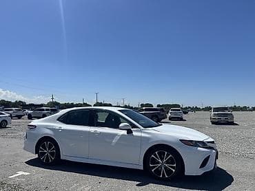 Toyota Camry: 2020 г., 2.5 л, Автомат, Бензин, Седан — 4