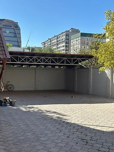 аренда спортивный зал: 200 м², 5 комнат, Бронированные двери — 7