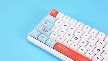 red square keyrox: Клавиатура, Darmoshark, Механикалык, Зымдуу, Bluetooth туташтыруу, Өлчөмү: 65% — 1