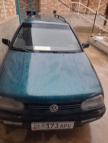 Volkswagen: Volkswagen Golf: 1994 г., 1.8 л, Механика, Бензин, Универсал — 1