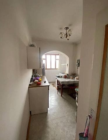 12: 3 комнаты, 80 м², 106 серия, 8 этаж, Косметический ремонт — 1