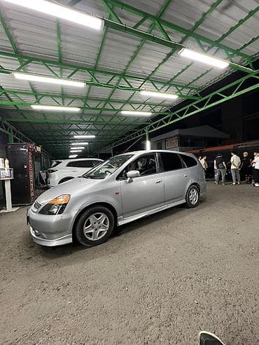 Транспорт: Honda Stream: 2002 г., 2 л, Автомат, Бензин, Универсал — 10