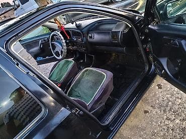 Транспорт: Volkswagen Golf: 1998 г., 1.8 л, Механика, Бензин, Хэтчбэк — 7