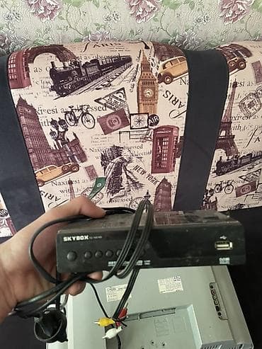 apple macbook: Плоский телевизор Philips с боковыми стереодинамиками и набором — 3