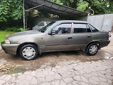 сивик 2004: Daewoo Nexia: 2004 г., 1.5 л, Механика, Бензин, Седан — 5