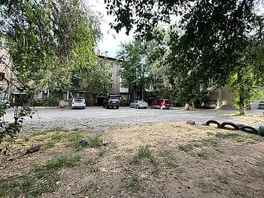 osh flat: 2 комнаты, 43 м², Военторг Хрущевка, 4 этаж, Старый ремонт — 10