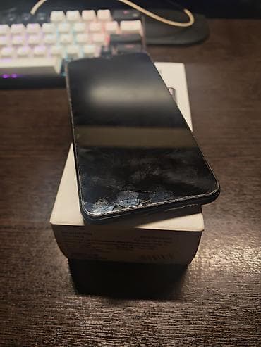 Уюлдук телефондор: Samsung Galaxy A13, Колдонулган, 128 ГБ, түсү - Кара, 2 SIM — 2