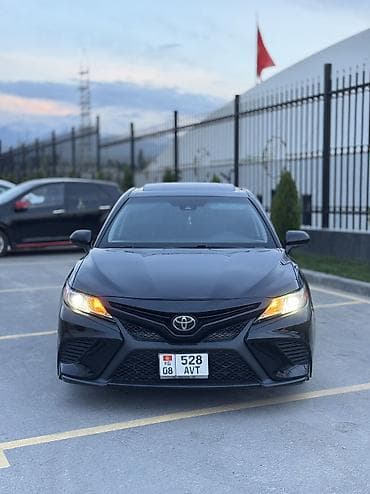 camry 5: Toyota Camry: 2018 г., 2.5 л, Автомат, Бензин, Седан — 4