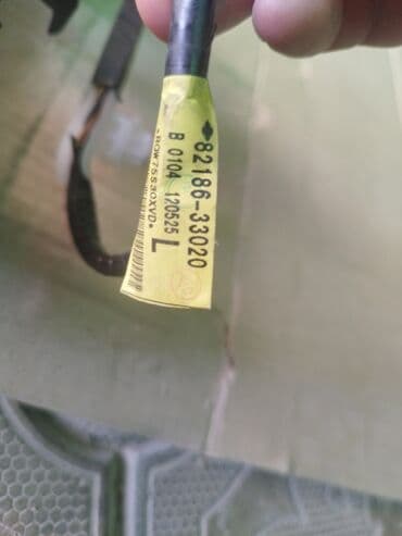 corolla runx: Передняя левая дверная ручка Дверная ручка Toyota Б/у, Оригинал — 3