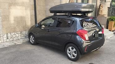 Chevrolet Spark: 2018 г., 1 л, Вариатор, Хэтчбэк