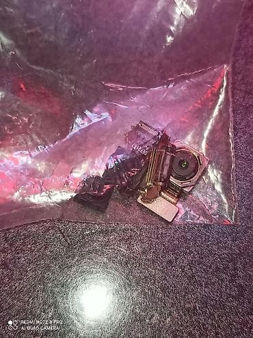 poco k40: Тыльные, фронтальная камеры и нижняя, верхняя динамики на XIAOMI POCO — 1