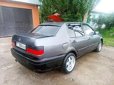 салон на гольф 2: Volkswagen Vento: 1992 г., 1.8 л, Бензин, Седан — 3