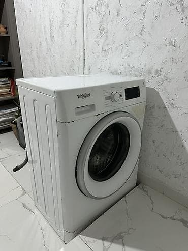 Стиральная машина фронтальной загрузки Whirlpool FWSG71083WSV RU