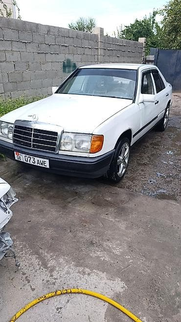 Продажа авто: Mercedes-Benz W124: 1986 г., 2.3 л, Механика, Бензин, Седан — 1