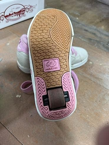 кеды puma: Кроссовки с колесиком Heelys — набор из нескольких пар. Что это: - — 3
