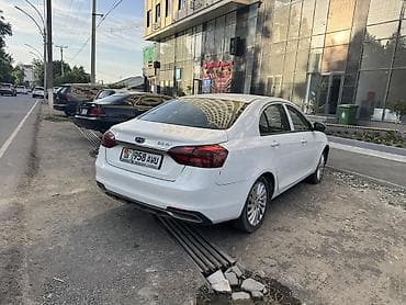 12 220: Geely Emgrand 7: 2021 г., 0.1 л, Автомат, Электромобиль, Седан — 3