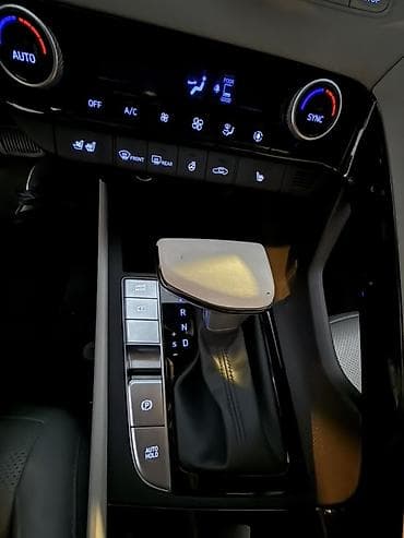 Транспорт: Hyundai Avante: 2022 г., 1.6 л, Автомат, Гибрид, Седан — 7