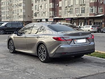taiota vindom: Toyota Camry: 2024 г., 2.5 л, Типтроник, Бензин, Седан — 4