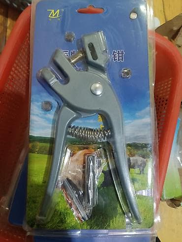 чип для собак: Эн салгыч, мал-жандыктын кулактарына белги салган монтировка. Ар — 2