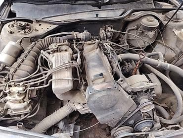 стекло фары 124: Audi 100: 1991 г., 2 л, Механика, Седан — 6