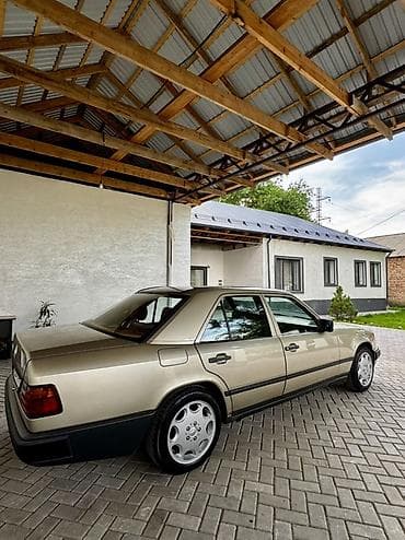 гитара на мерс 210: Mercedes-Benz W124: 1989 г., 2.3 л, Механика, Бензин, Седан — 2