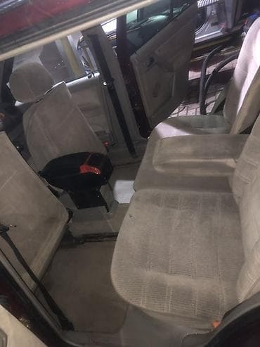 кабриолеты купить: Volkswagen Vento: 1992 г., 1.8 л, Автомат, Газ, Седан — 7